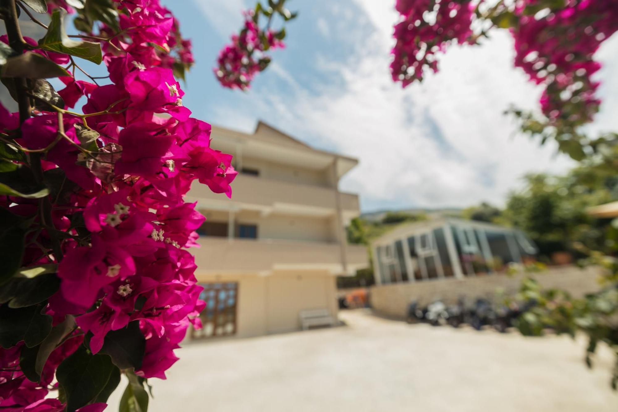 Voyage Villa Vlore Exterior photo
