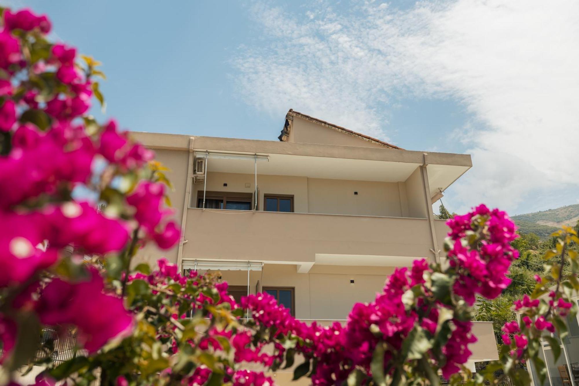 Voyage Villa Vlore Exterior photo
